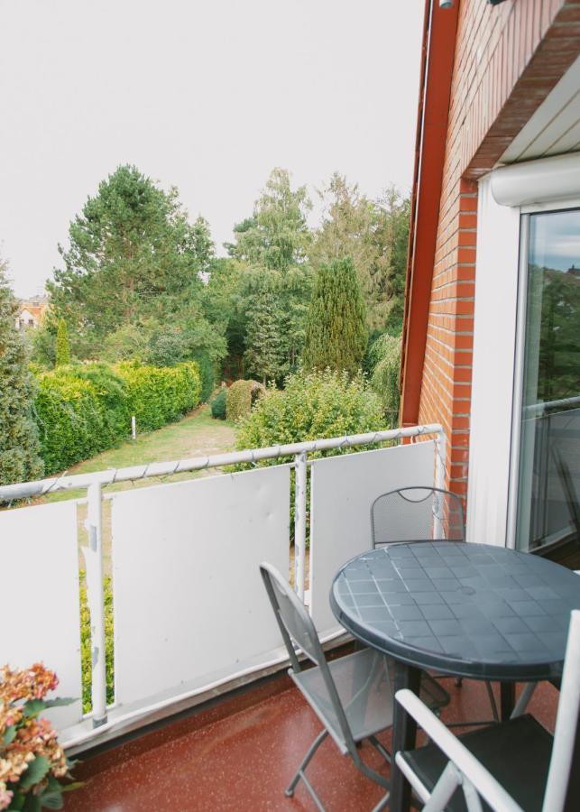 Gaestehaus Vigliarolo Gewerblich Jedes Zimmer Eigenes Bad Gemeinschaftskueche Elmshorn Exteriör bild