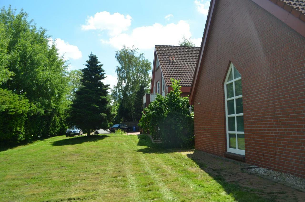 Gaestehaus Vigliarolo Gewerblich Jedes Zimmer Eigenes Bad Gemeinschaftskueche Elmshorn Exteriör bild